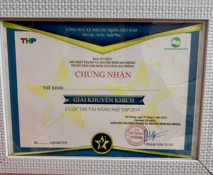 Phương Linh đội Giang Hồ: Xinh xắn như công chúa, thành thạo Piano chuẩn 'ca sĩ nhí đa-zi-năng' Ảnh 8