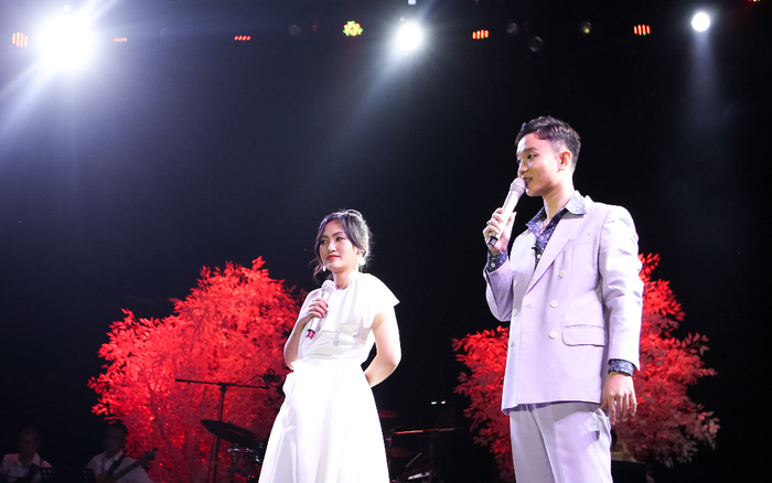 Hoàng Dũng thăng hoa cảm xúc cùng Nguyên Hà, Bùi Anh Tuấn trong concert 25 Ảnh 2