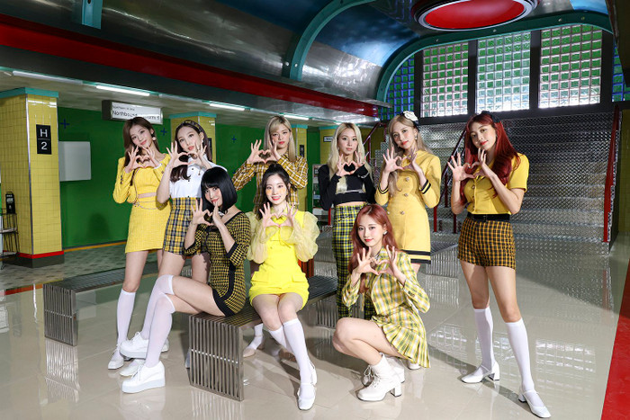 MV 'I Can't Stop Me' của Twice cán mốc 200 triệu lượt xem Ảnh 2