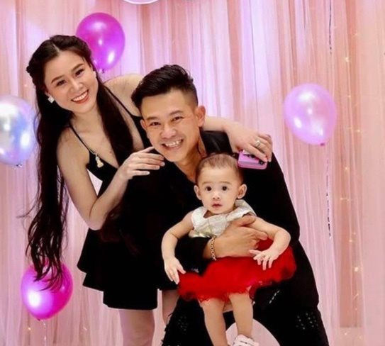 Liên tục bị 'bóc phốt', vợ Vân Quang Long bất ngờ xóa loạt bài đăng về chồng trên Facebook Ảnh 9