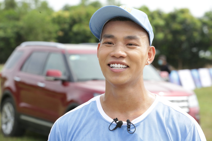 Cầu thủ Vũ Văn Thanh làm khách mời trong chương trình truyền hình Cơ hội đổi đời