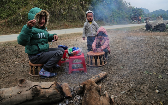 Xuất hiện băng giá, nhiều trường phải cho học sinh nghỉ học Ảnh 2