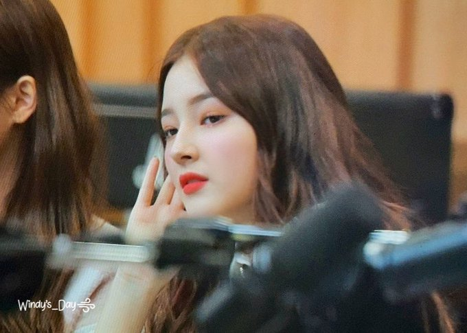 Công ty Nancy (Momoland) khởi kiện kẻ tung ảnh khiêu dâm tại 'AAA' Việt Nam: Nạn nhân bị sốc! Ảnh 1