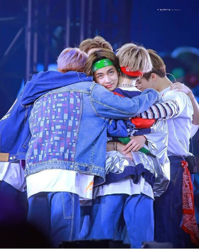 5 lần các thành viên BTS thể hiện sự ủng hộ cho đồng đội Ảnh 5