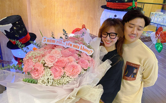 Trấn Thành và Hari Won: '5 năm rồi ... yêu nữa không?' Ảnh 2