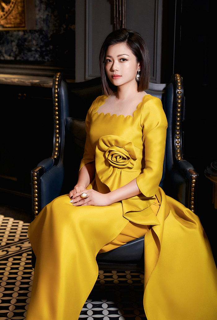 Diễn viên Kiều Anh gây bất ngờ khi hóa thân thành một ‘nàng thơ’ mùa Xuân đầy xinh đẹp và kiều diễm trong loạt bộ ảnh áo dài Tết&nbsp;