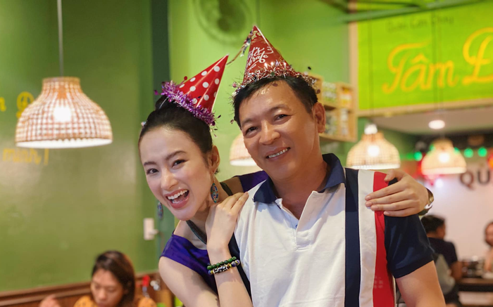 Angela Phương Trinh tổ chức sinh nhật cho bố, tiết lộ lí do em gái không có mặt Ảnh 2