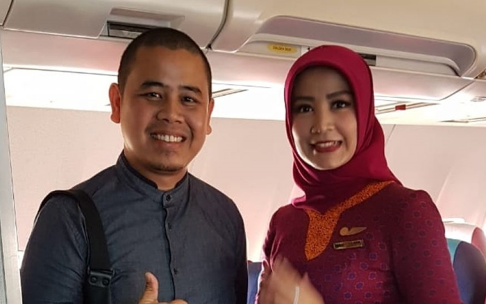 Con trai nữ tiếp viên hàng không thiệt mạng trong vụ máy bay rơi ở Indonesia: 'Con không ngờ đó là mẹ' Ảnh 2