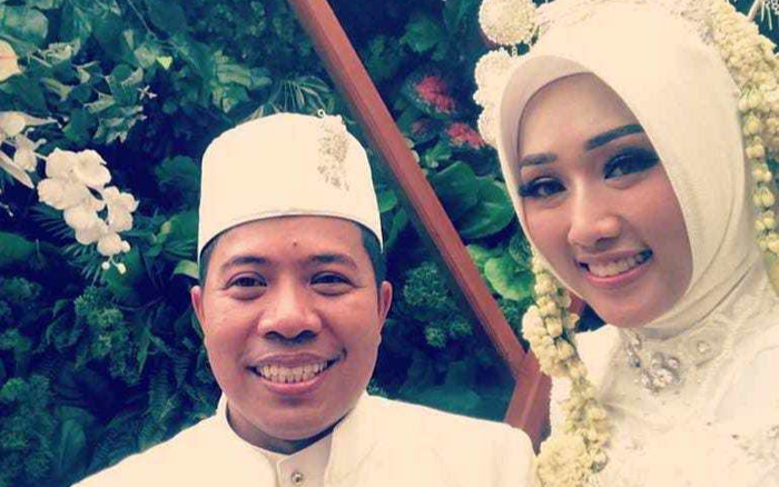 Cặp đôi mới cưới trong vụ máy bay rơi ở Indonesia: Vợ đang mang thai, chồng là chính trị gia nổi tiếng Ảnh 2