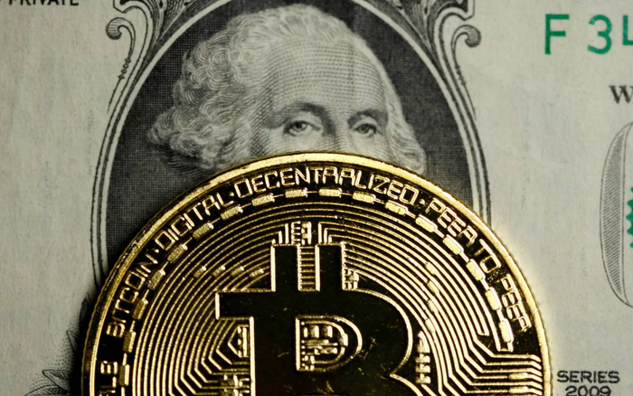 Giá Bitcoin lao dốc, cả thị trường tiền mã hóa 'tắm máu' Ảnh 2