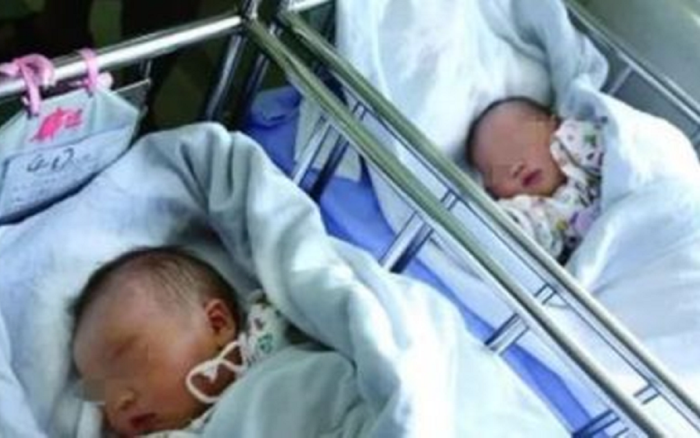 Con của hai chị em song sinh giống nhau kỳ lạ, gia đình xét nghiệm ADN phát hiện sự thật 'choáng váng' Ảnh 2