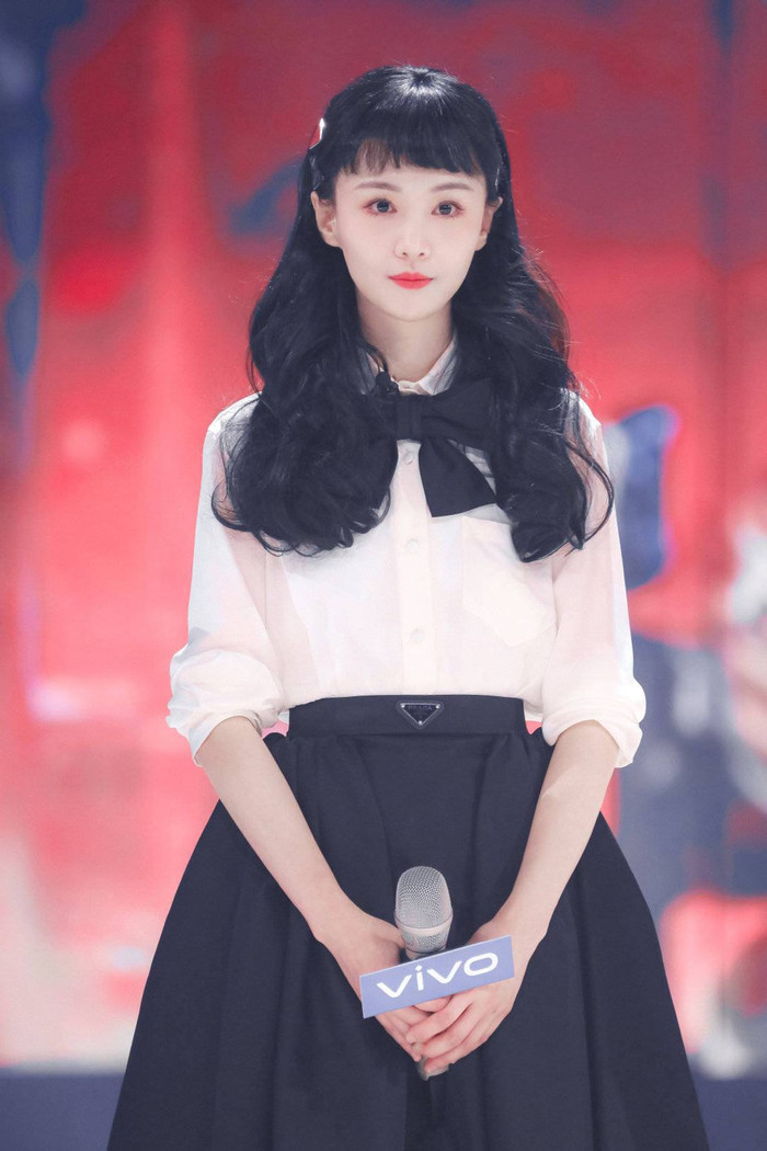 Trịnh Sảng đăng bài xin lỗi Kim Thần vì sự cố vạ miệng, nhưng không được bao lâu rồi lại xóa đi Ảnh 1