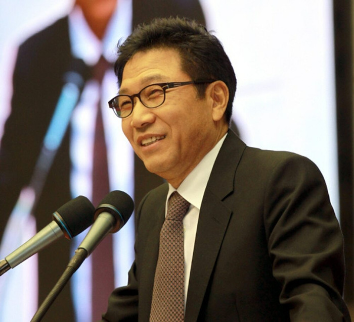 Lee Soo Man một lần nữa khẳng định vị thế vững chắc của thương hiệu SM.
