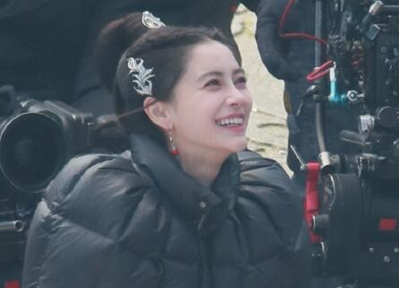 Angelababy lộ biến chứng phẫu thuật thẩm mỹ sau những tranh cãi với Huỳnh Hiểu Minh? Ảnh 9