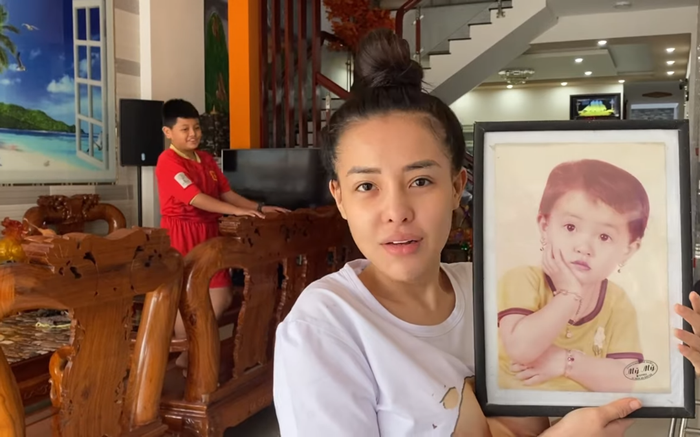 Dẫn Lương Bằng Quang về thăm nhà, Ngân 98 tự hào khoe cơ ngơi 8 tầng, giàu nhất thị xã Ảnh 2