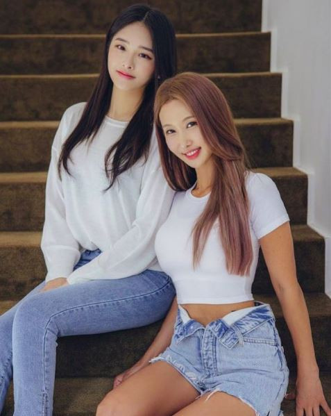 Con gái của Lee Soo JIn năm nay vừa tròn 20 tuổi. 