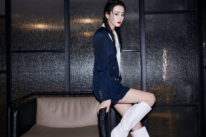 Địch Lệ Nhiệt Ba thay đổi quá nhiều so với lúc tham gia show 'Keep Running' Ảnh 4