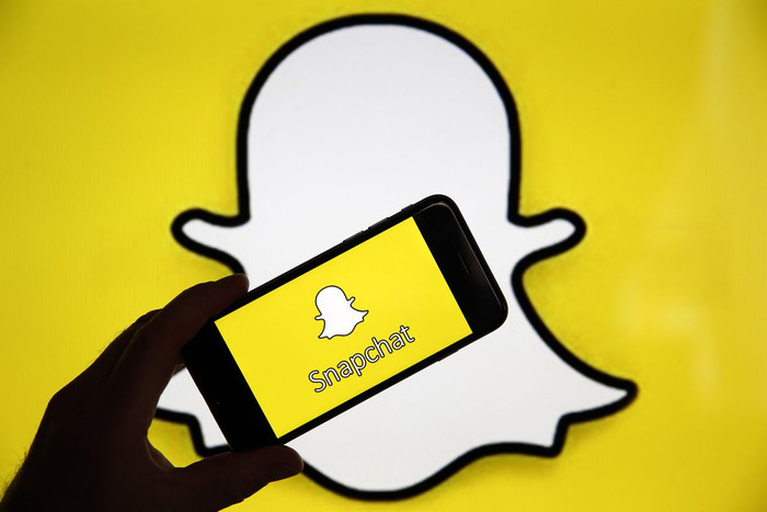 Snap Inc. đã thông báo sẽ khóa vĩnh viễn tài khoản của Tổng thống Mỹ Donald Trump trên nền tảng Snapchat. (Ảnh: Getty Images)