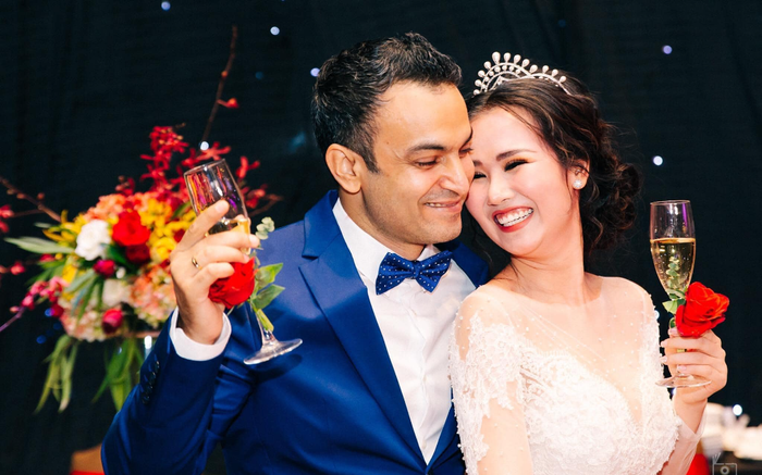 Võ Hạ Trâm khoe ảnh hạnh phúc bên chồng Tây kỉ niệm 2 năm ngày cưới Ảnh 2