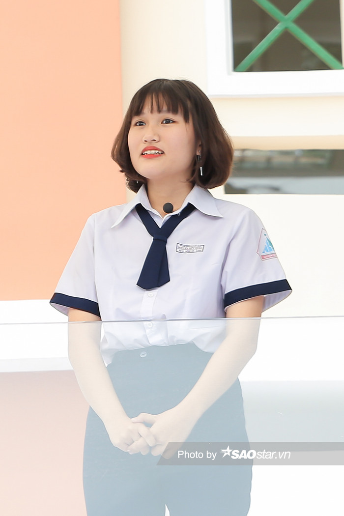 Nữ sinh Âu Dương Hồng An (Lớp 12CV, THPT Nguyễn Hữu Huân, TP.HCM)