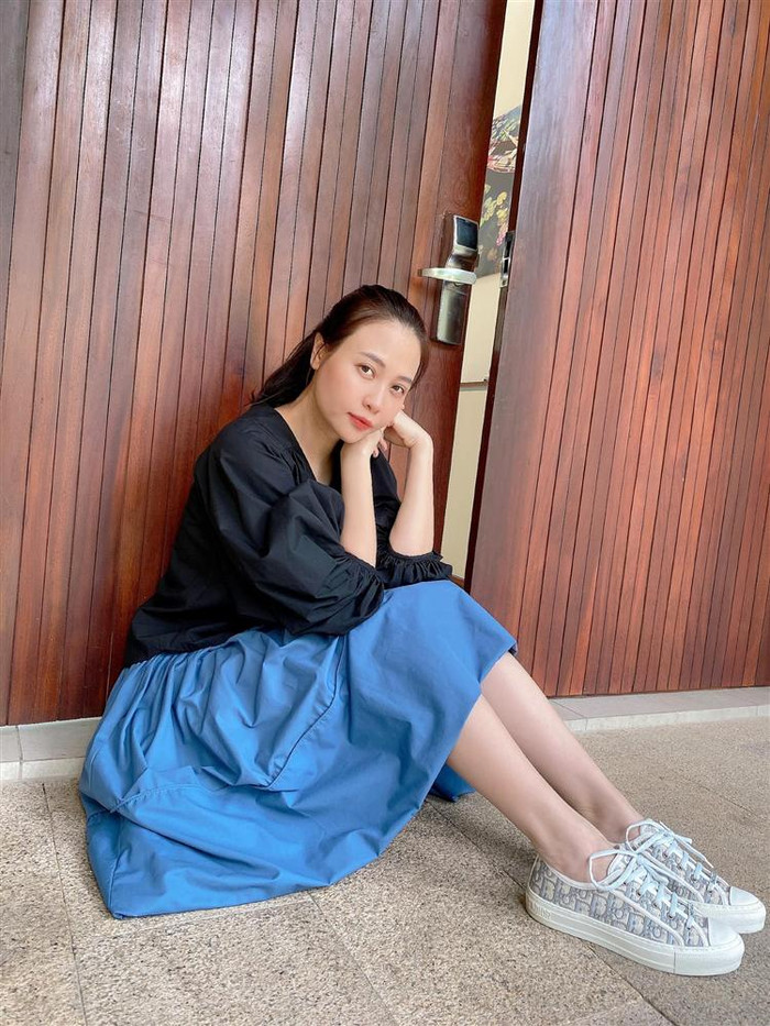 Sau khi sinh con, người đẹp xứ Lạng liên tục được khen ngợi về nhan sắc