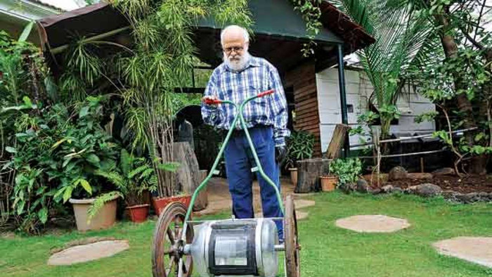 Người đàn ông tự nhốt mình với 72 con rắn kịch độc suốt 72 giờ vì lý do này Ảnh 3