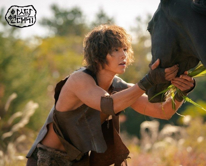 Top 5 nam diễn viên có thù lao mỗi tập phim cao nhất Hàn Quốc Ảnh 6