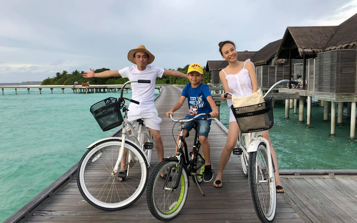 Đàm Thu Trang lần đầu hé lộ loạt khoảnh khắc nghỉ mát đầy tình cảm cùng chồng và Subeo trước khi kết hôn Ảnh 2