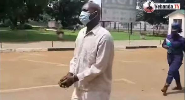 Sipiliano bị cáo buộc xúc phạm thi thể của bạn gái.