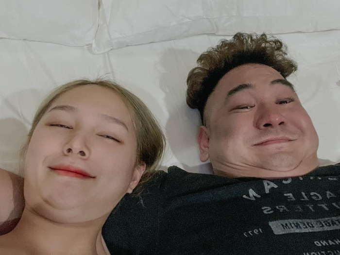 Khoảnh khắc hài hước của hai vợ chồng Xemesis và Phạm Trang