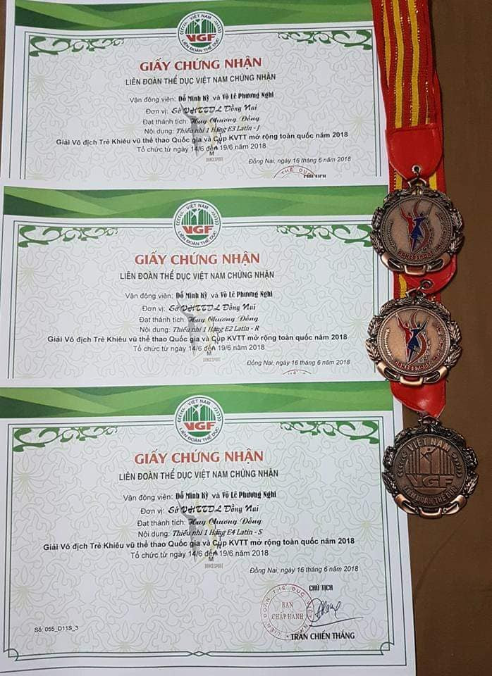 'Thần đồng Dancesport' Minh Kỳ: 'Trùm vũ đạo' đội BigDaddy, tự học hát, đam mê diễn xuất - làm mẫu nhí Ảnh 15