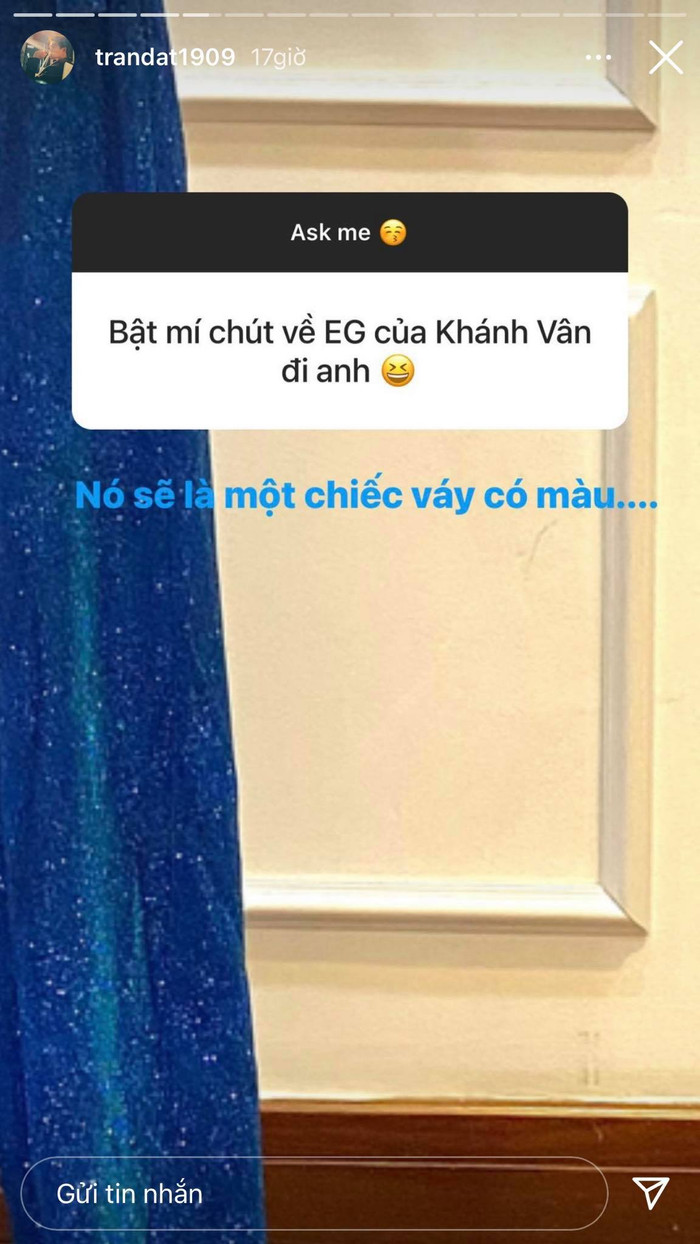 Tuy còn lấp lửng trong câu trả lời nhưng hình ảnh kem theo là một chiếc váy màu xanh làm nhiều người đoán già đoán non về màu sắc trang phục. Song số còn lại cho rằng đó chỉ là hình ảnh mang tính chất đánh lạc hướng dư luận. Vì thực tế không dễ gì ê-kíp lại tiết lộ 'cơ đồ', nếu như vậy sẽ không còn hấp dẫn.