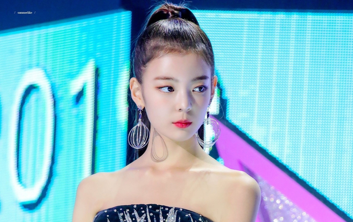 Lia (ITZY) gửi lời chúc tới BTS, mong nhóm chiến thắng tại Grammy Ảnh 2