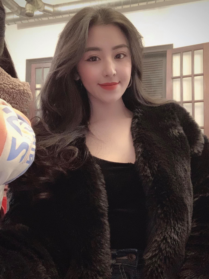 Nhan sắc mặn mà của bà mẹ một con