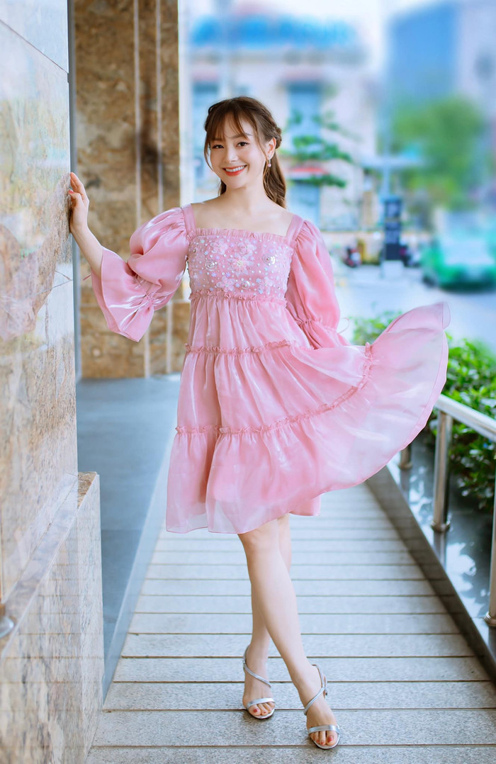 Lan Phương 'choáng' khi đứng cạnh người Việt cao hơn cả chồng Tây của mình Ảnh 6