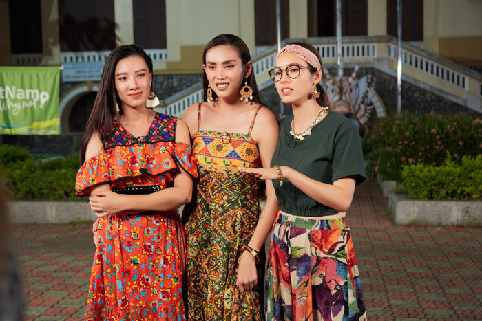 Đội Khăn rằn về nhất nhờ trí nhớ tốt của Võ Hoàng Yến.