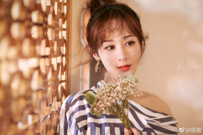 Dương Tử rất đẹp trong những bức hình chưa qua chỉnh sửa.