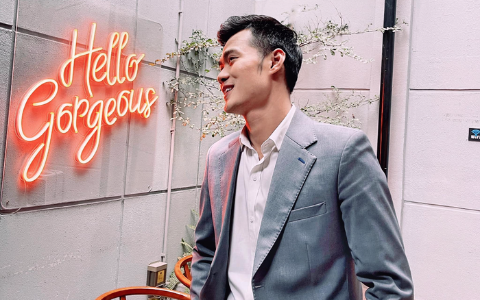 Nam MC thời sự VTV khiến hội chị em 'đổ rần rần', biết profile lại càng ngưỡng mộ hơn Ảnh 2