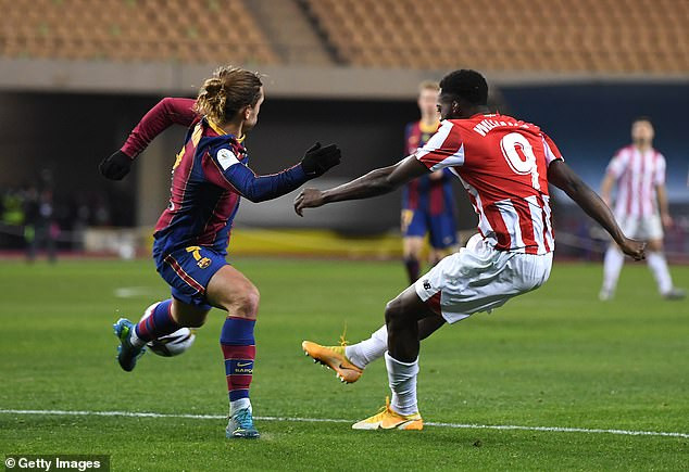 Williams lập siêu phẩm ở hiệp phụ ấn định chiến thắng cho Bilbao.