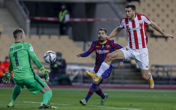 De Marcos lập công cho Bilbao.