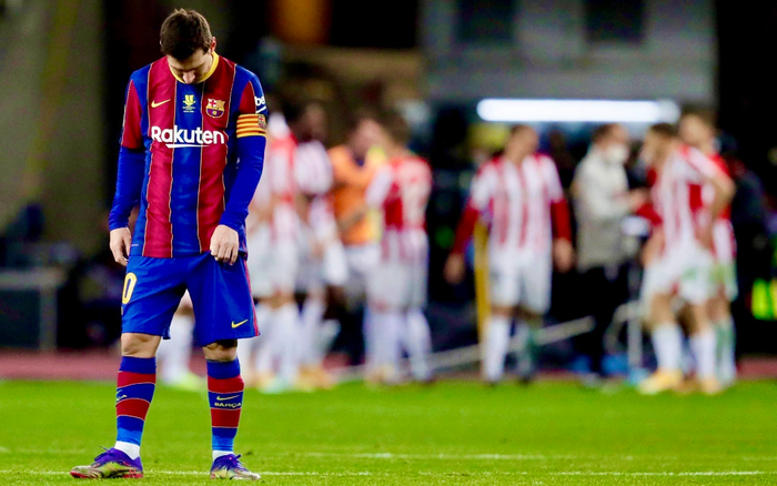 VIDEO: Cận cảnh Messi đánh nguội đối thủ, nhận thẻ đỏ trực tiếp Ảnh 2