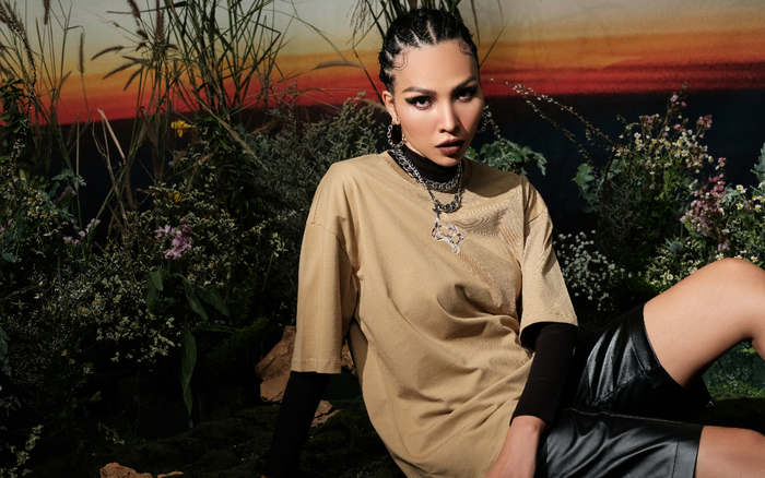 Siêu mẫu Minh Triệu gợi ý loạt áo thun đơn giản, ngầu hết cỡ cho năm mới 'chất chơi' Ảnh 2