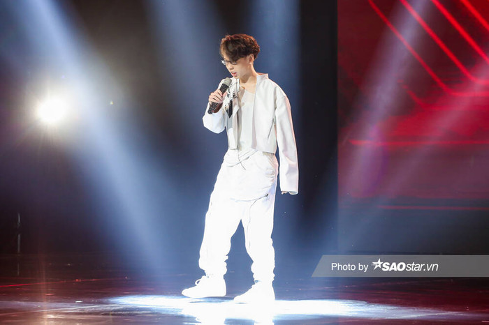 Tập 3 vòng Giấu mặt: Tài năng trẻ Duy Long - Anh Thư khi hát lên tiếng lòng xúc động khiến fan thán phục Ảnh 6