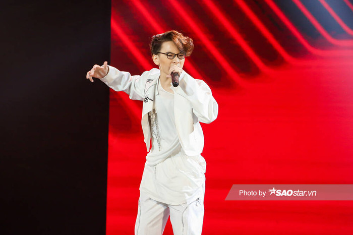 Tập 3 vòng Giấu mặt: Tài năng trẻ Duy Long - Anh Thư khi hát lên tiếng lòng xúc động khiến fan thán phục Ảnh 7