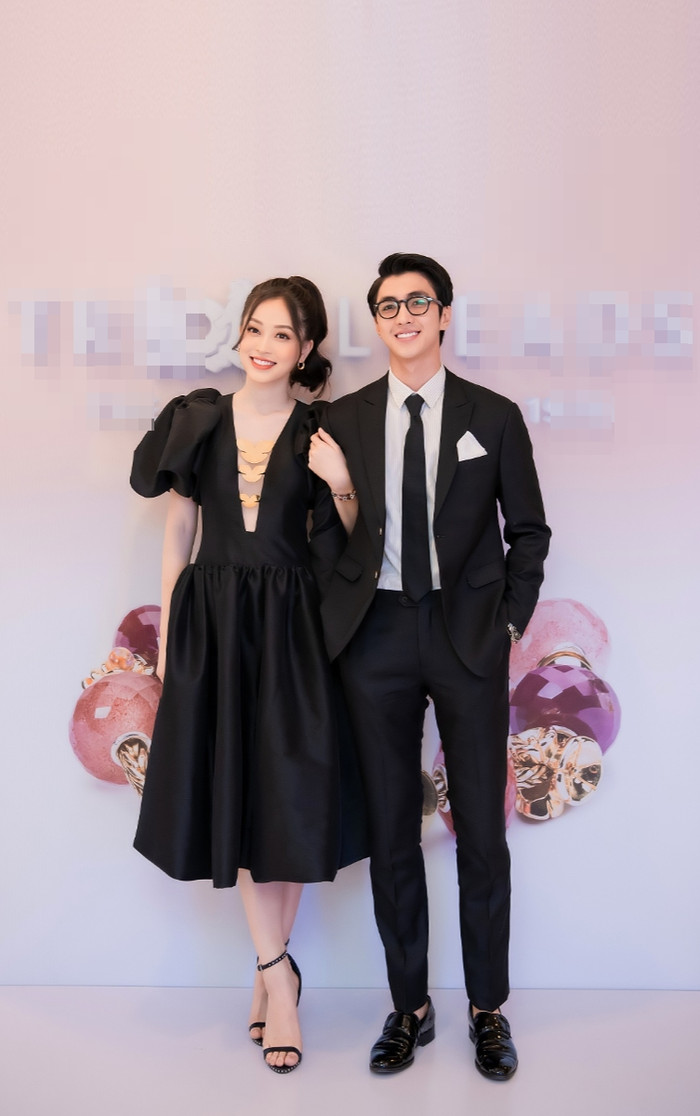 Á hậu Phương Nga cùng nhau xuất hiện tại một sự kiện vừa qua thu hút sự chú ý của các quan khách 