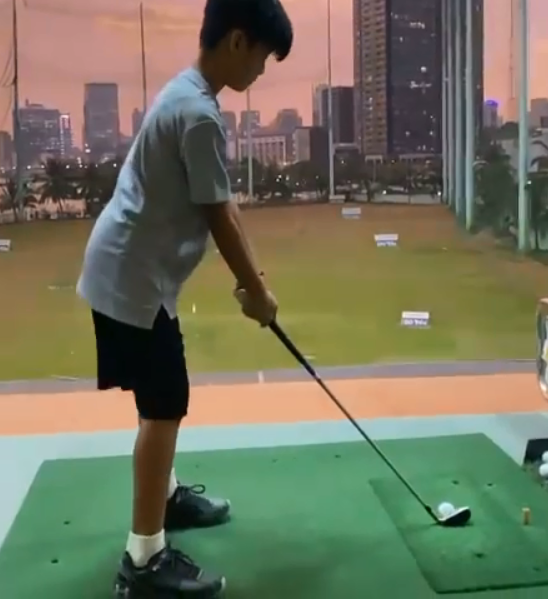 Con trai Lệ Quyên đã đánh golf chuyên nghiệp, đáng chú ý là lời khen của chồng cũ nữ ca sĩ Ảnh 1