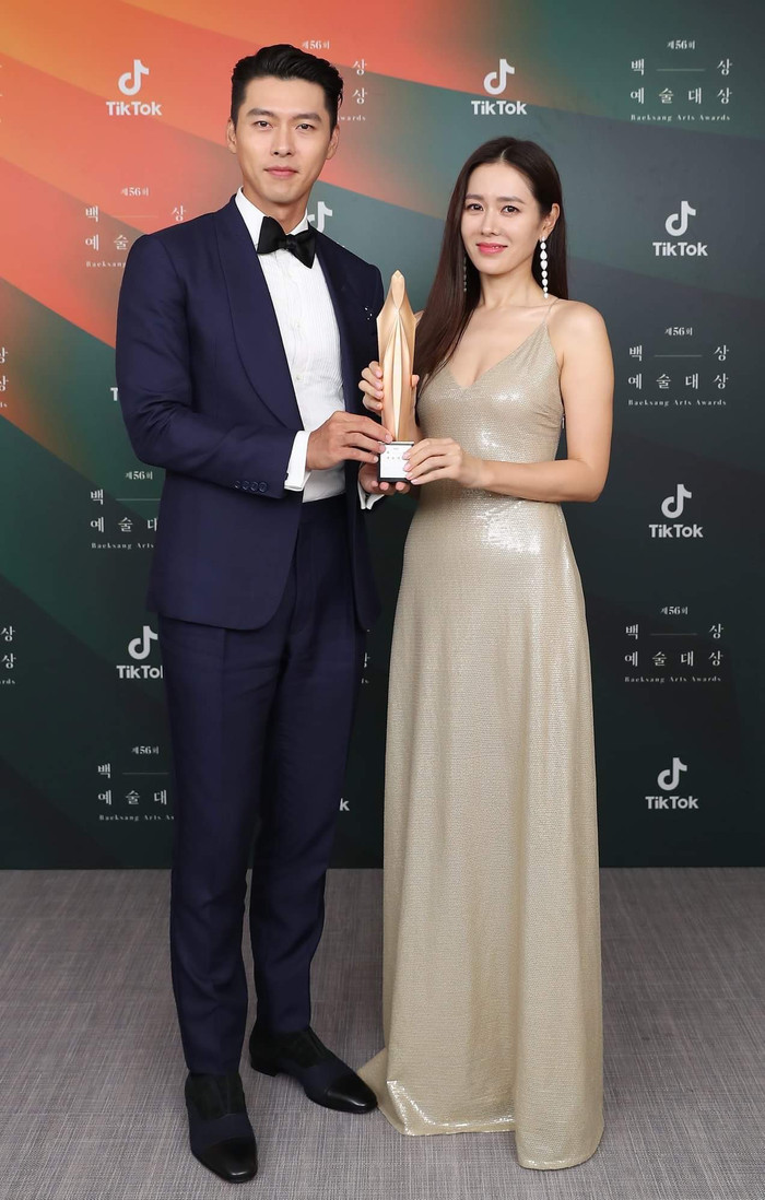 Hyun Bin - Son Ye Jin xác nhận dự lễ trao giải 'APAN Star Awards 2020' cùng nhau Ảnh 3