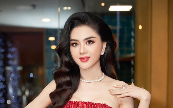 Lâm Khánh Chi tái xuất xinh đẹp khó tin sau khi lộ làn da nhăn nheo sần sùi Ảnh 2