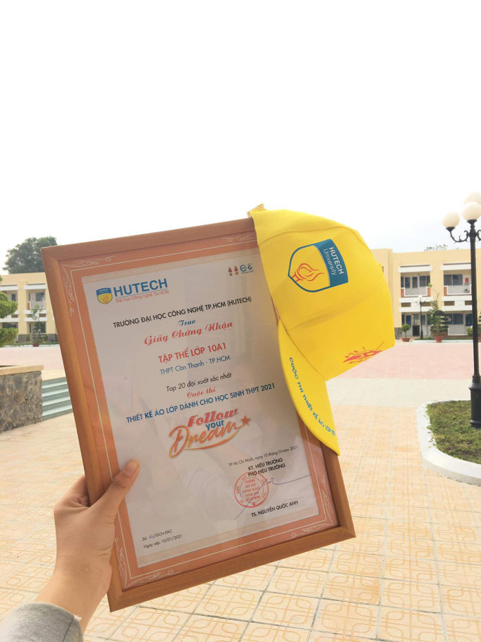 Một teen khoe ngay giấy Chứng nhận cho các đội thi thuộc Top 20