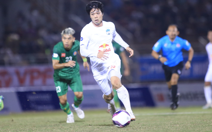 Kiatisak cho HAGL trình làng 'Thái tik-tok' trước SLNA? Ảnh 2